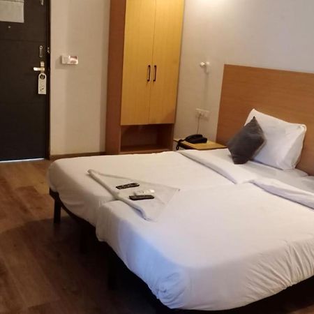 Hotel Amrita Chennai Extérieur photo