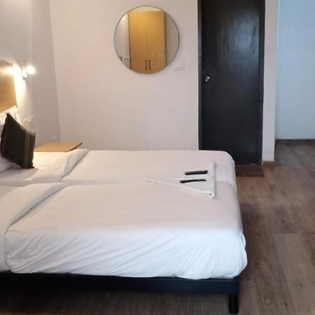 Hotel Amrita Chennai Extérieur photo