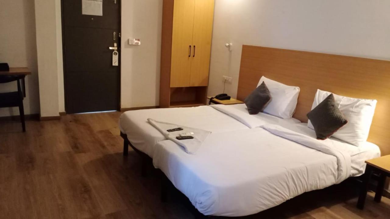 Hotel Amrita Chennai Extérieur photo