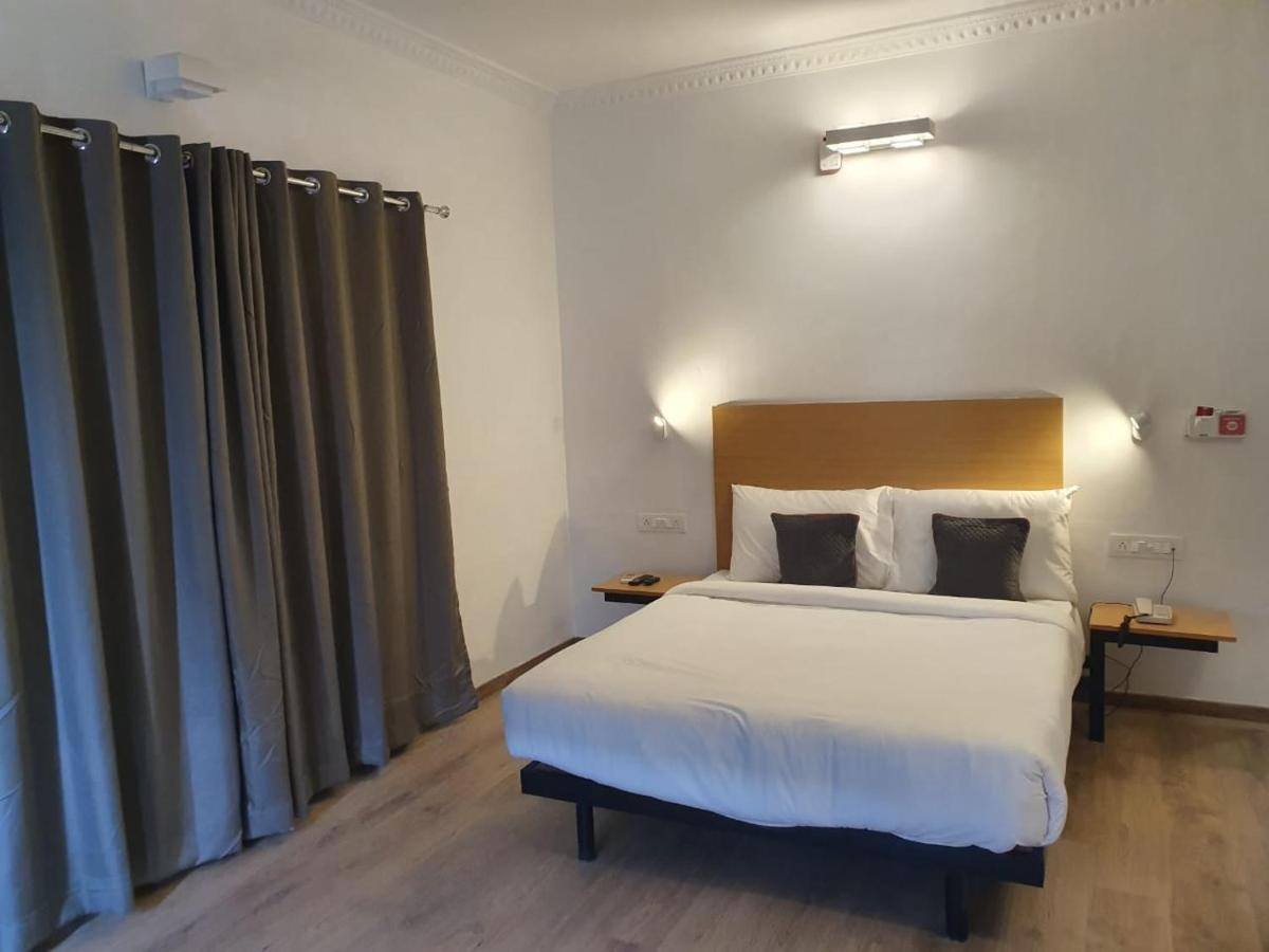 Hotel Amrita Chennai Extérieur photo